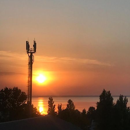 Hotel Золотий Лев Zatoka Exteriér fotografie